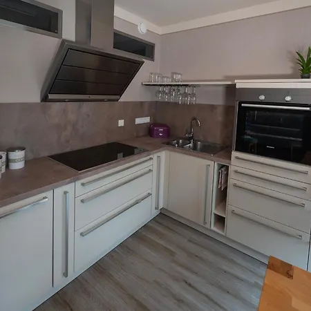 Stietz-villa Apartment *